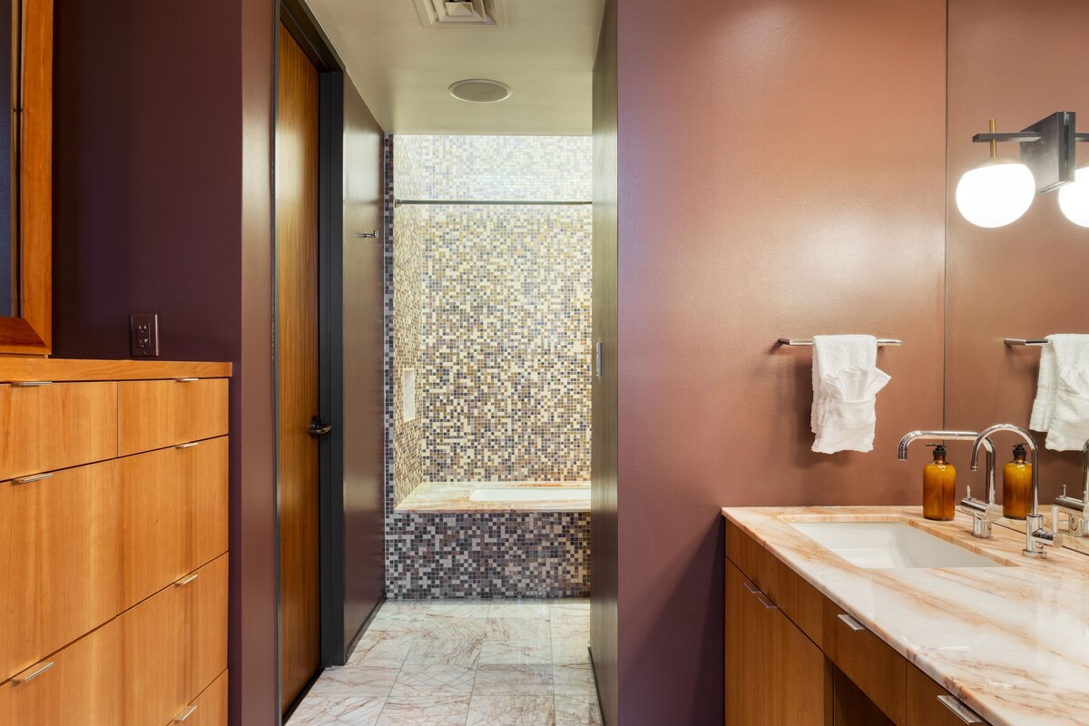 Photo 30 of Luxe 4-Story w/ Rooftop HotTub, GameRoom, Theater | Paramount Place by AvantStay