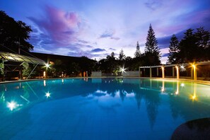 Udendørs pool