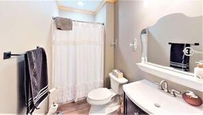 Bathtub - Little River Retreat (Walhalla)