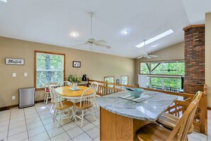 Dining - North Forty Family Friendly Home (Seneca)