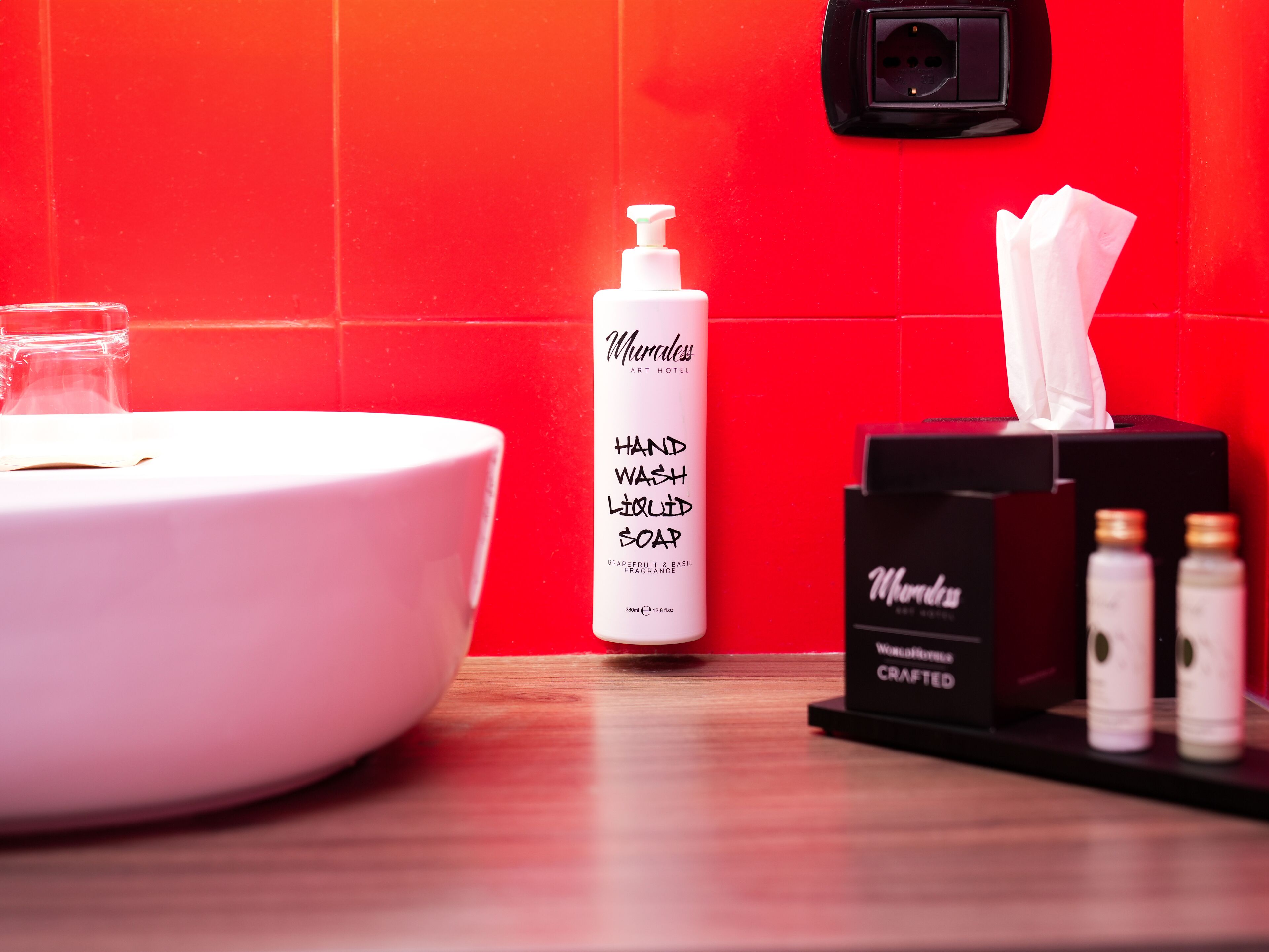 superior room, 2 single beds | bathroom | rainfall showerhead, free toiletries, hair dryer, bidet