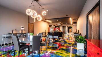 Bar (in der Unterkunft)