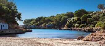 'Villa El Pinar 3' with Pool, Wi-Fi, Garden & Terrace