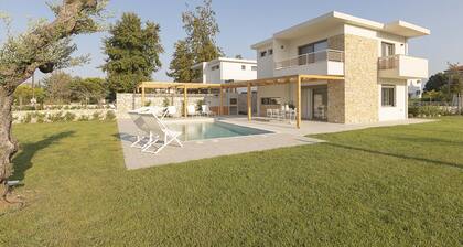 Villa " Gaia" located in the magnificent "White Nest Complex"