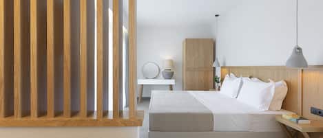 2 bedrooms, iron/ironing board, travel cot, free WiFi