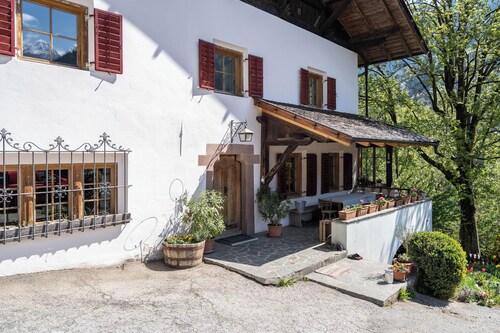Ferienwohnung 'Mayrhof Tanne' mit Bergblick, WLAN, Balkon & Garten