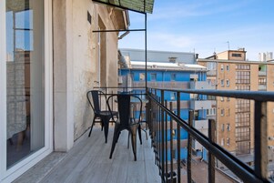 Economy Studio | Terrace/patio