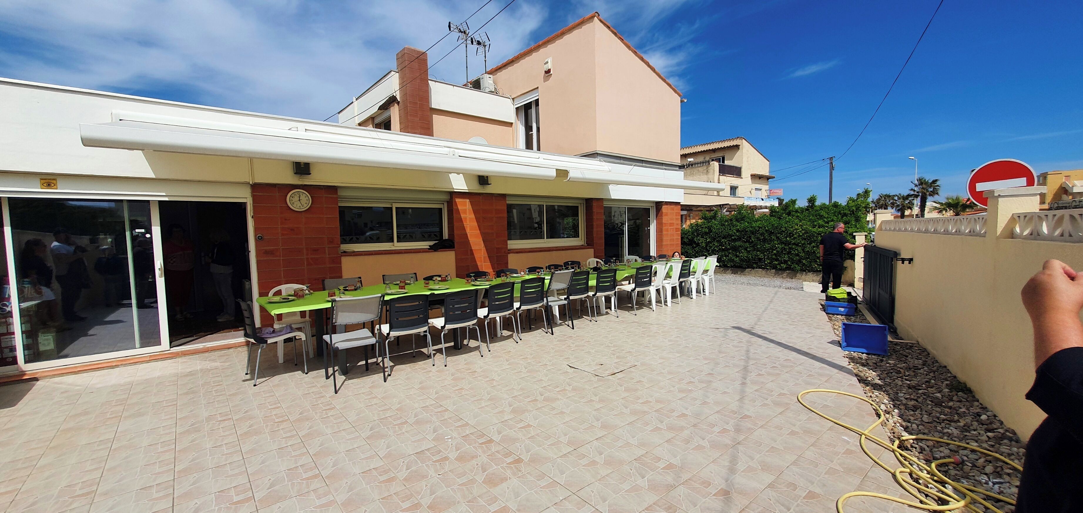 AC Luxury Villa Furnished With Taste and Chic Bright Rooms