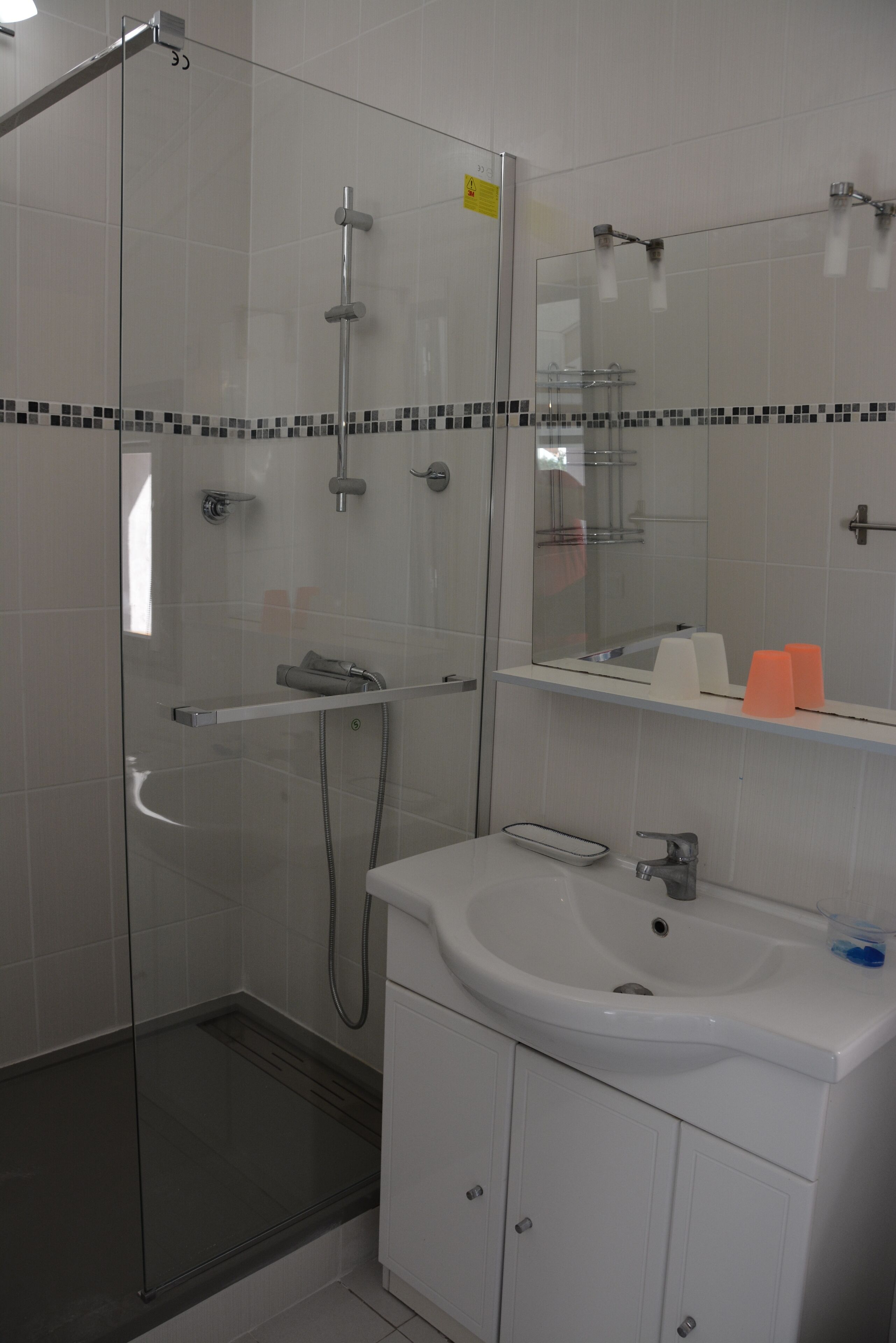 AC Luxury Villa Furnished With Taste and Chic Bright Rooms