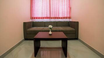 Deluxe Double Room | Free WiFi