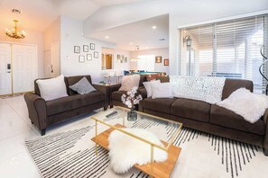 TV, fireplace, offices