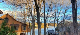 Waterfront, Paddle Boards/Kayaks & FirePit, Pet