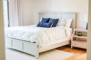 3 عدّة غرف نوم ومكتب ومكواة/لوح كي وواي فاي