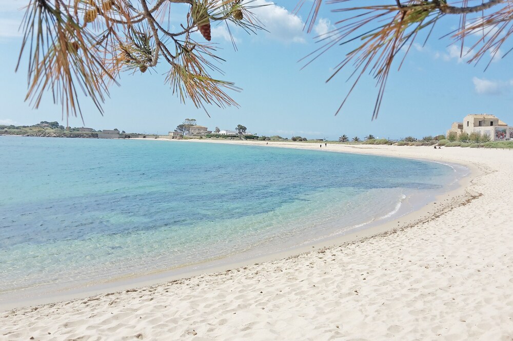 SARDINIA - Very cheap apartment in PULA near the sea