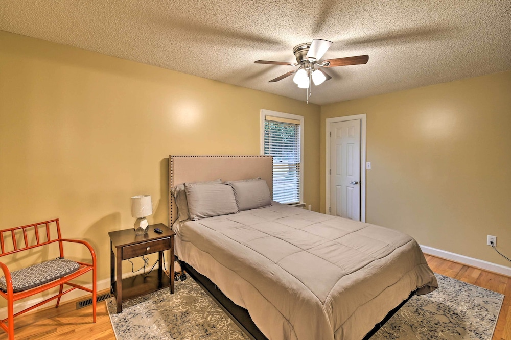 Pet-Friendly Lillington Abode ~ 1 Mi to River