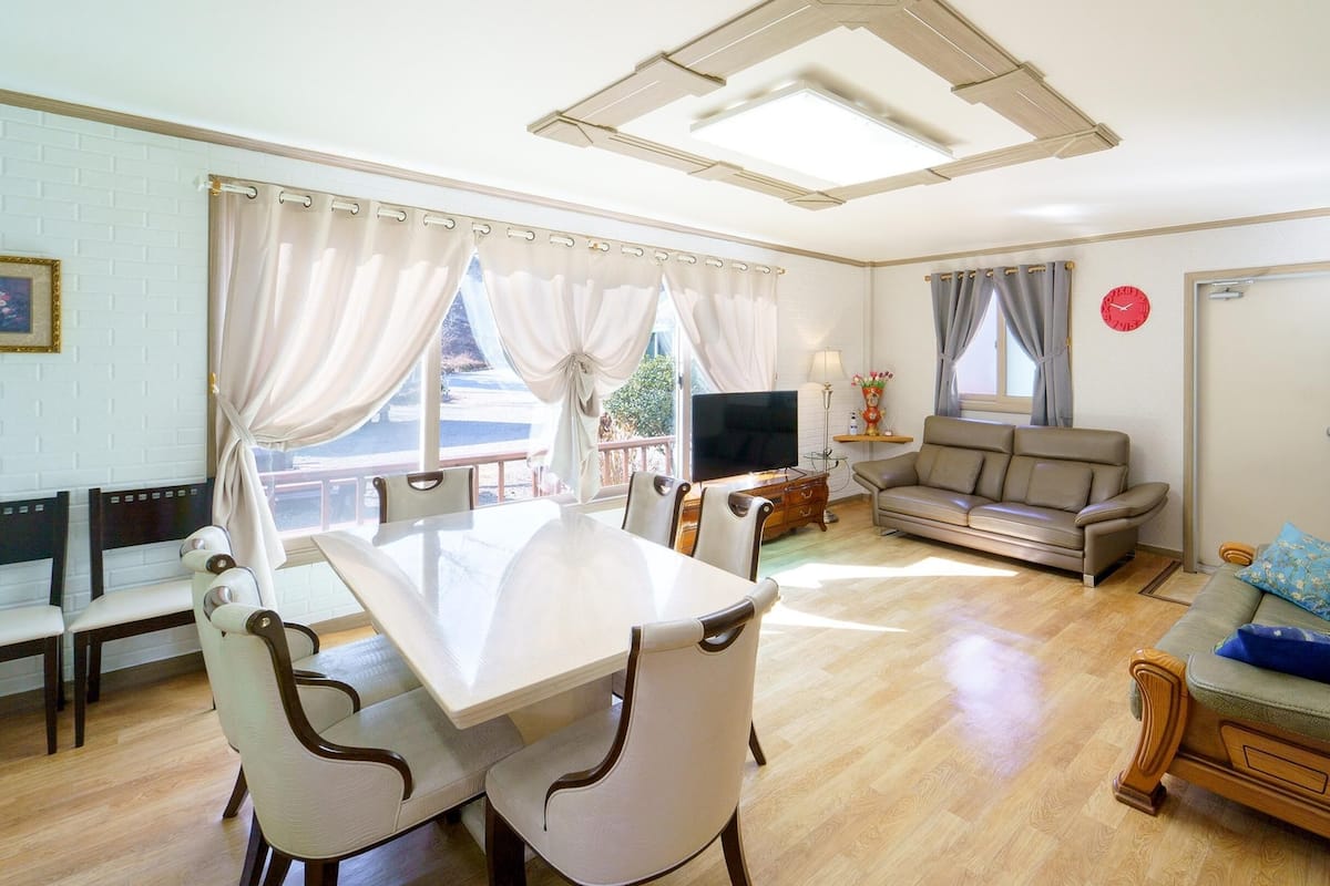 基础客房, 1 间卧室 (Harmony Room C) | 1 多间卧室、免费 WiFi