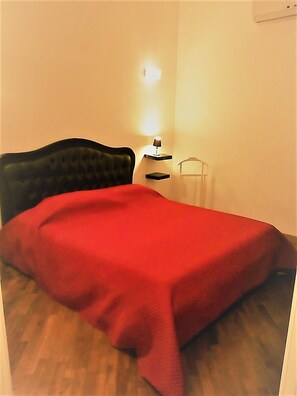 2 bedrooms, free WiFi - Pantheon 2 bedroom up 5 persons (Rome)