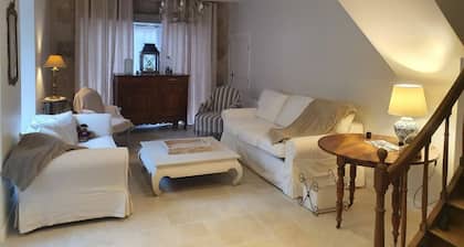 Demeure restaurée avec chambres privatives, proche Loire, vignes et activités outdoor