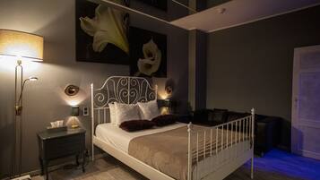 Classic Room | Free WiFi, bed sheets