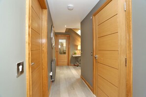 Hallway - Fabulous 3 bed Home in Royal Deeside, Aberdeen (Aberdeen)