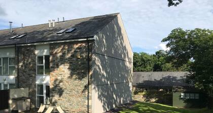 Barn End, 9 Stad Clynnog