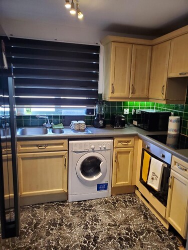 Lovely 2 Bed Apartment in East London
