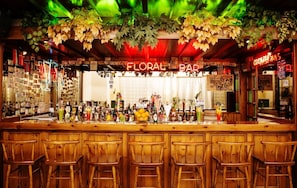 Bar (on property) - Floral Hotel (Hersonissos)