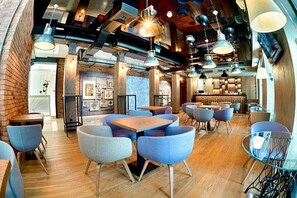 Bar (on property) - Hotel The Loom (Lodz)