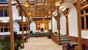 Ảnh chưa phân loại, 2 trong số 49 ảnh, nút