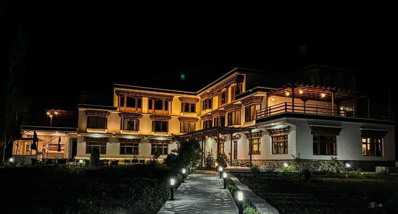 Bagian depan properti