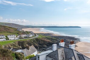 Beach - Rock Pool - Four Bedroom House, Sleeps 8 (Woolacombe)