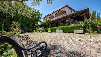 Façade de lâhĂ©bergement