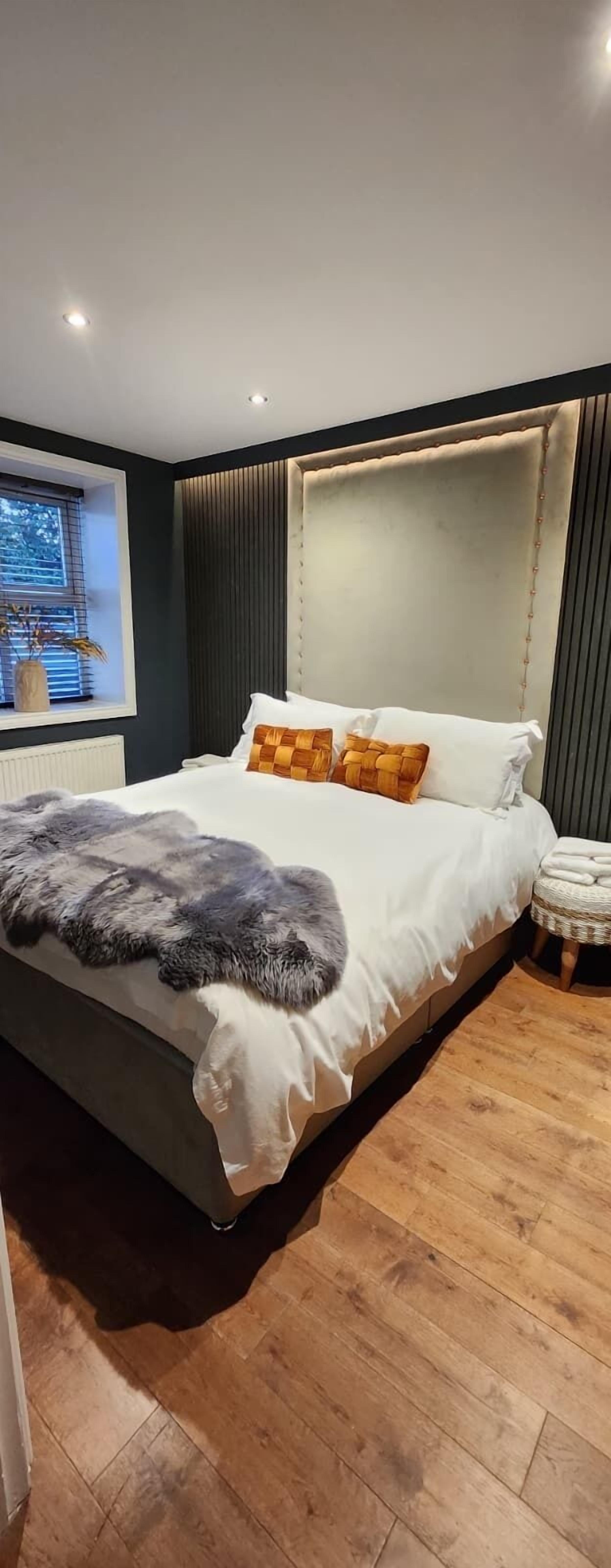 基本公寓, 私人浴室 (Annex )