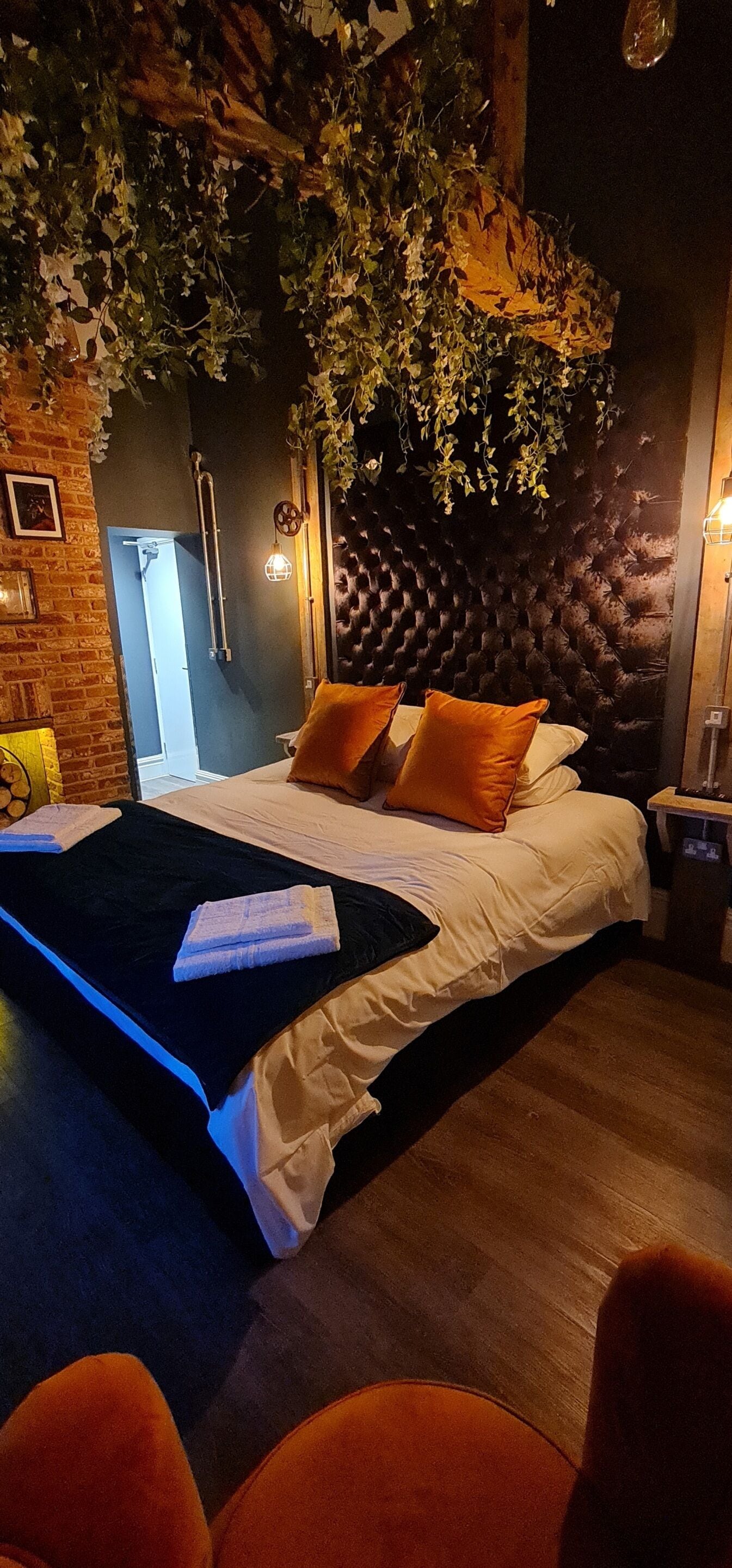 Photo - The Waterside Bar, Rooms & Restaurant