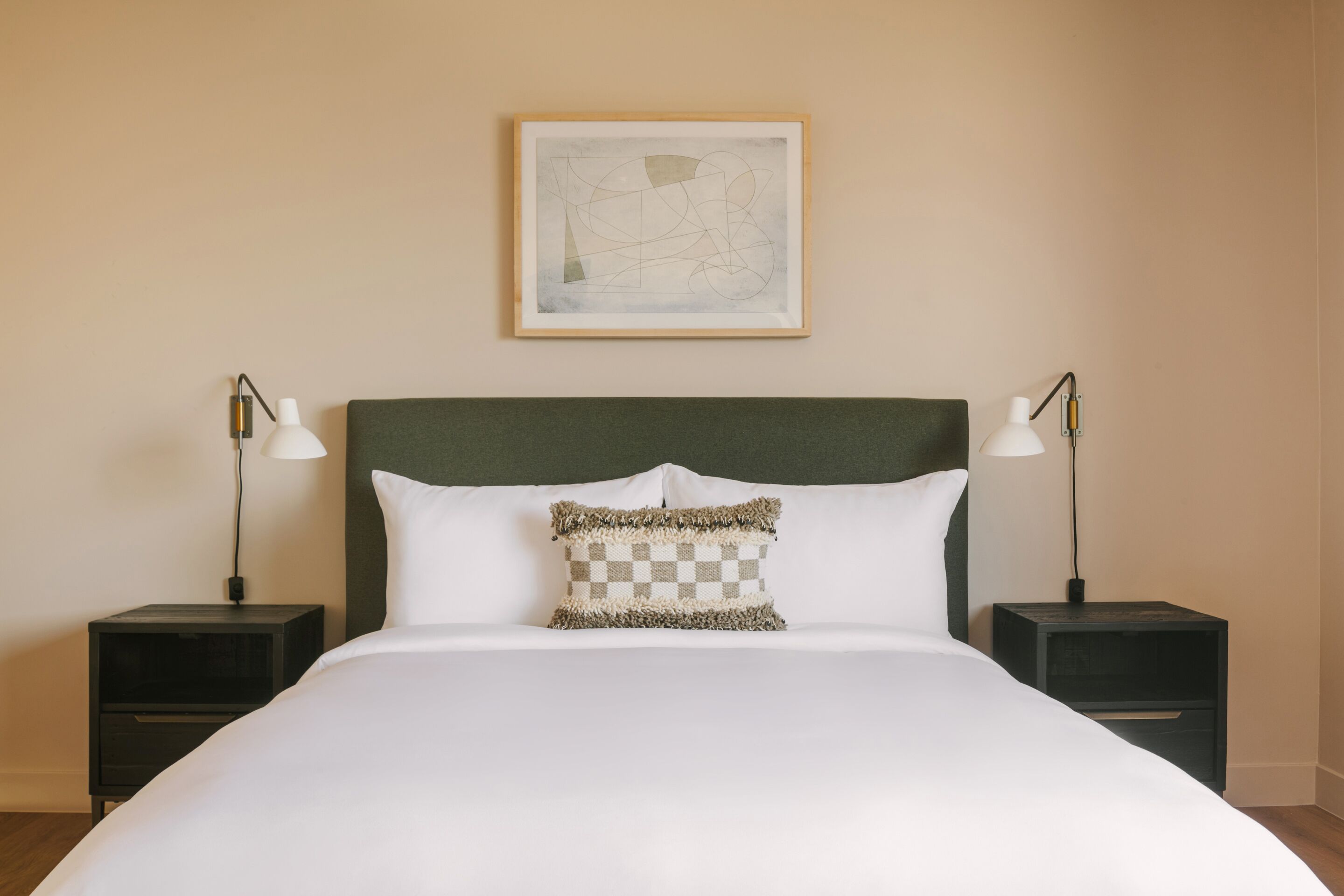 Sonder Solarena | Accessible Queen Room