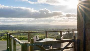 Cabin | Property grounds