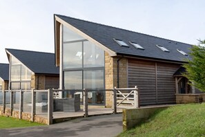Cabin | Exterior - Pendle View Sleeps 8 With Hot Tub (Preston)