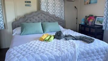 1 bedroom, in-room safe, iron/ironing board, free WiFi