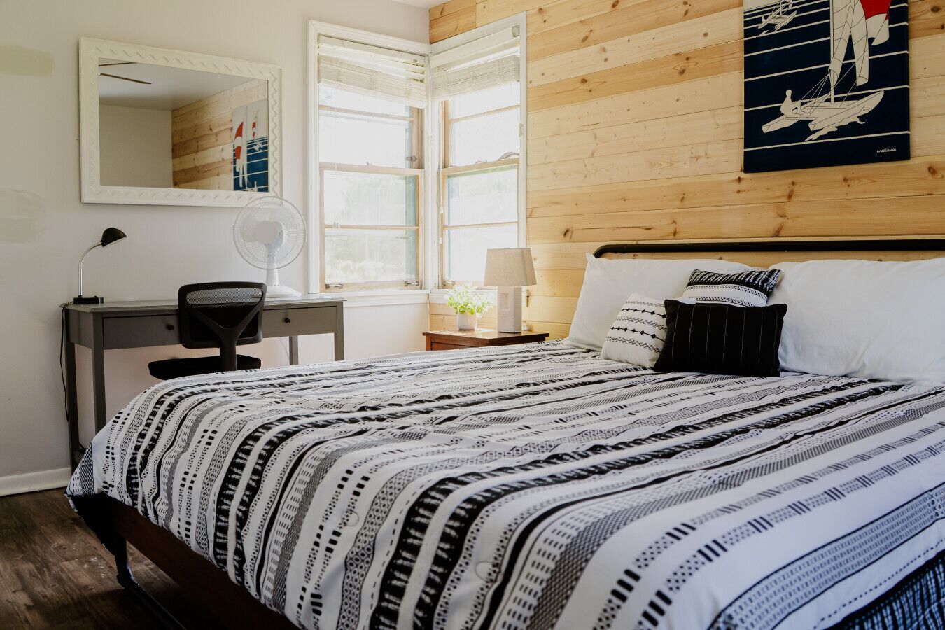 1 chambre, bureau, fer et planche à repasser, Wi-Fi gratuit