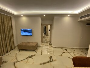 1 bedroom, premium bedding, memory-foam beds, minibar - Huma Elite Hotel (Antalya)