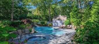 Private Deep Water Dock, heated pool and hot tub. RPMS005