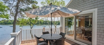 Private Deep Water Dock, heated pool and hot tub RPMS005