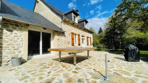 Character house with pétanque court