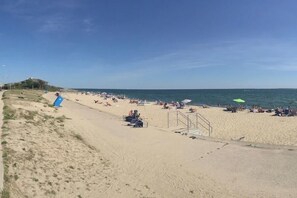 On the beach - Beachfront Home Perfect For Large Groups! RPAM003 (Falmouth)