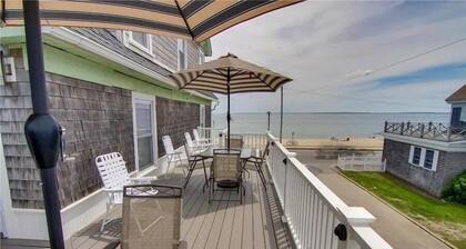 Beachfront Home Perfect For Large Groups! RPAM003