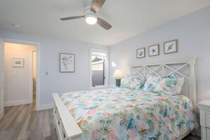 3 slaapkamers, een strijkplank/strijkijzer, gratis wifi, beddengoed