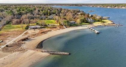 Heart of Marion Village Lovely home with views of the harbor! RPMS017