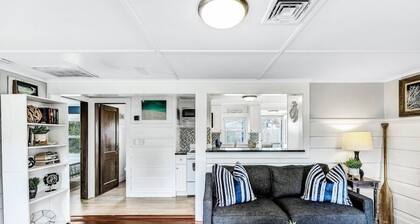 Seaview Ave Cottage w/ Central Air and Close to it All! RPAM009
