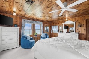 4 bedrooms, iron/ironing board, free WiFi, bed sheets - Craigville Long Beach Beachfront rental home. On private beach. RPMS029 (Centerville)