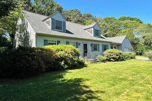 Exterior - 5 Bedroom Chatham Charmer RPAM012 (Chatham)